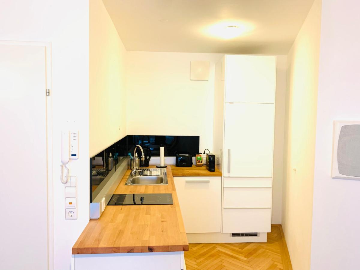 Ruhige Wohnung Im Gasometer Wien *Wifi*U3*Netflix* Экстерьер фото